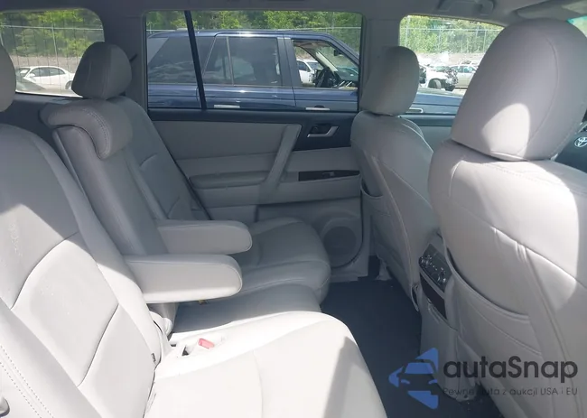 5TDBK3EH4CS172942: 42275563