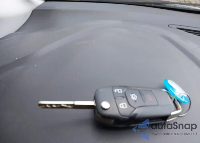 3FA6P0H77DR357002: 42275567