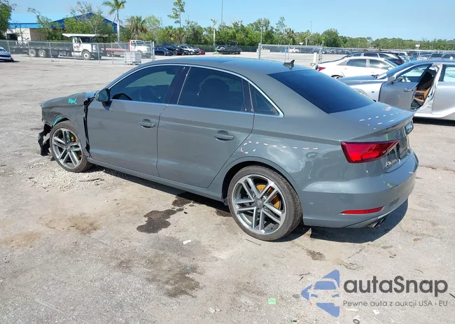 WAUAUGFF1K1014982: 42275612