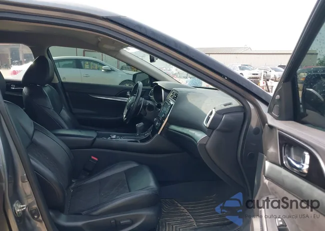 1N4AA6AP0GC400543: 42275635