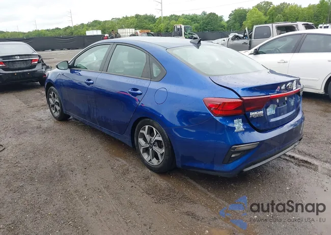 3KPF24AD4LE163436: 42275791