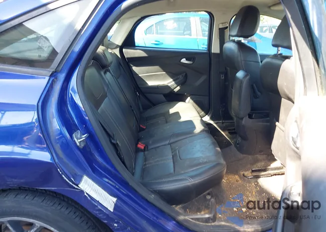 1FADP3F25EL323396: 42275101