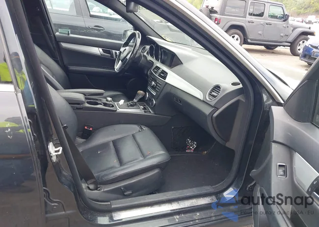 WDDGF8AB2EA937399: 42275183