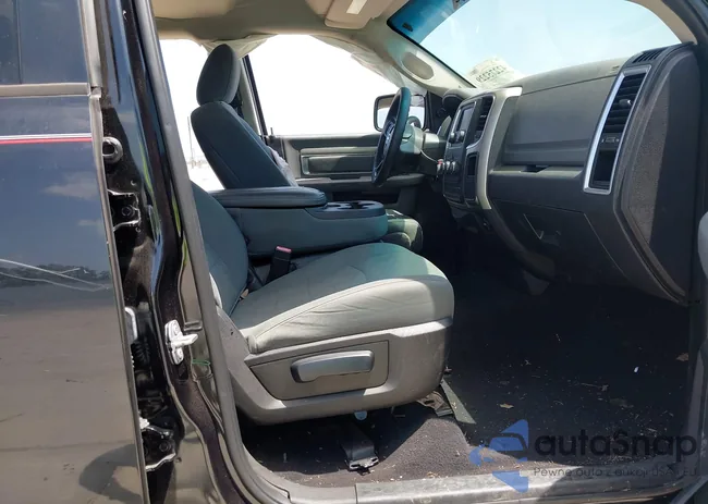 1C6RR6GG9JS324371: 42275229