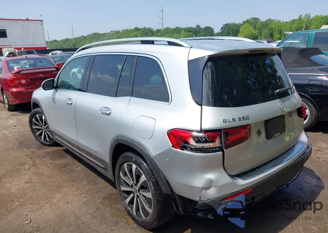 W1N4M4HB5NW171455: 42276388