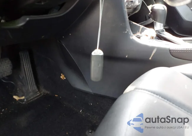 3MZBN1V31JM268280: 42276418