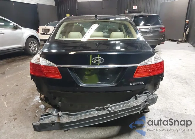 KMHGC4DE6BU117771: 42276431