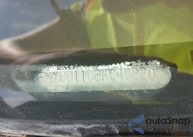 1FMYU01102KC48220: 42276600