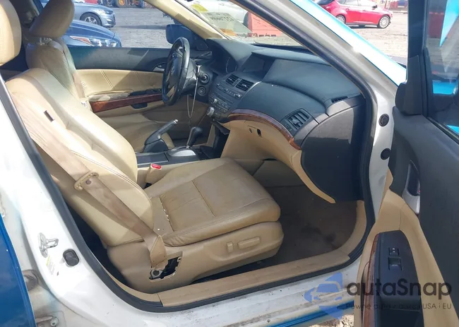 5KBCP3F84BB001262: 42276609