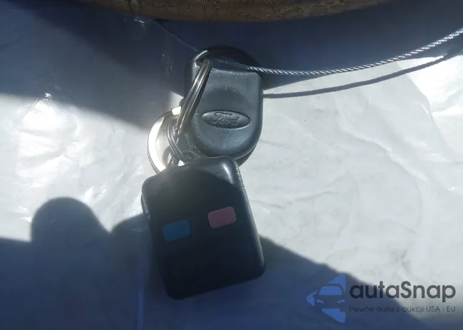 1FMFU18L34LA90831: 42276730