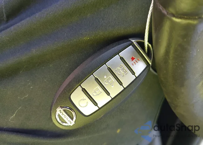 1N4AL3APXJC281593: 42275924