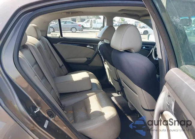 19UUA76507A005523: 42275976