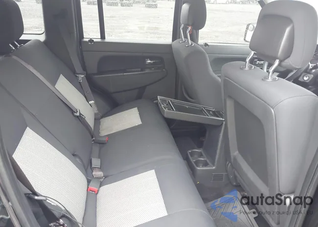 1J4PN2GK5AW148267: 42276076