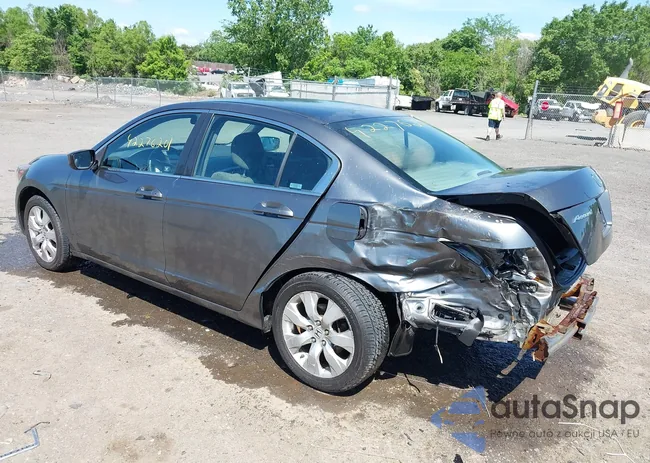 1HGCP2F7XAA116439: 42276201