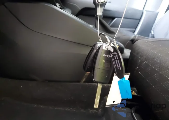 3KPA24AD0PE553059: 42277295