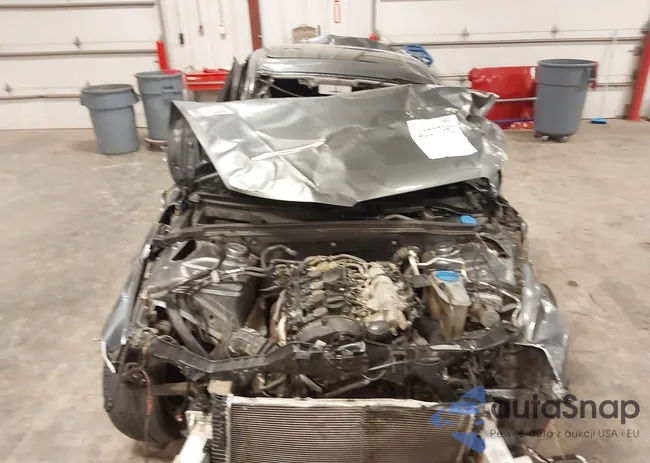 WAUBFAFL9DN019523: 42277352