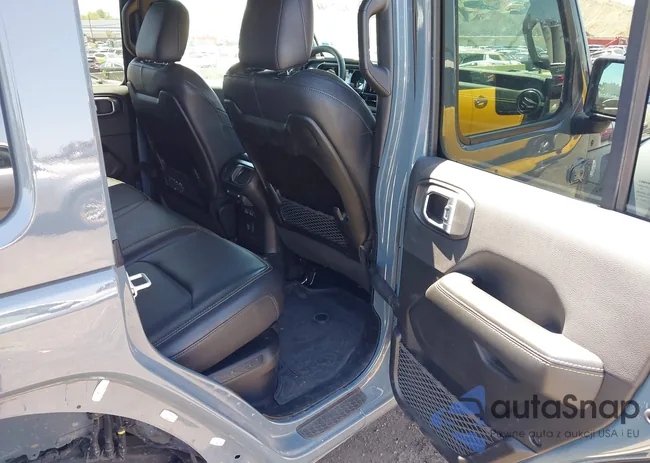 1C4RJXP66RW166427: 42277544