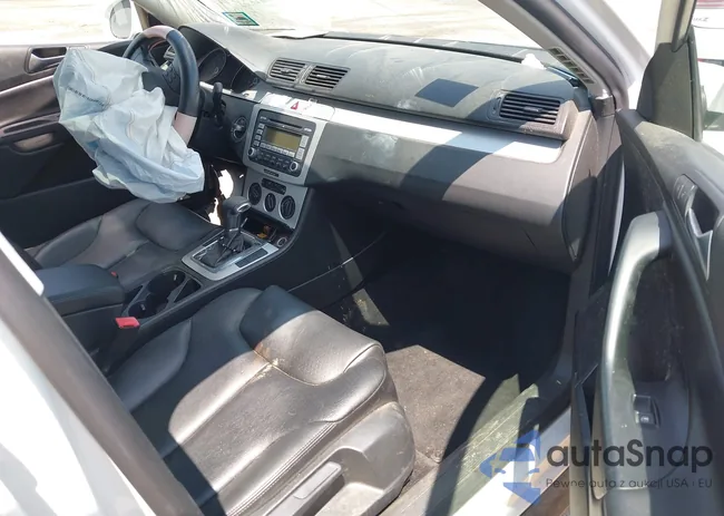 WVWJK93C99P057116: 42277771