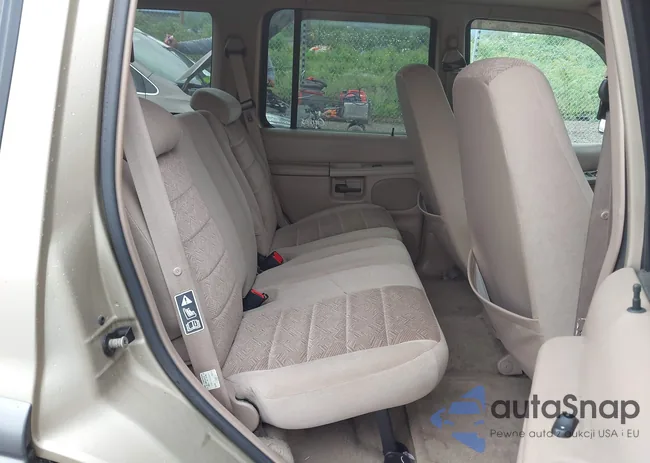 1FMZU83P1YZC35657: 42278366