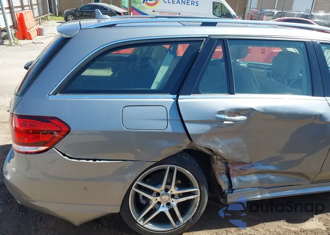 WDDHH8JB3FB114457: 42278428