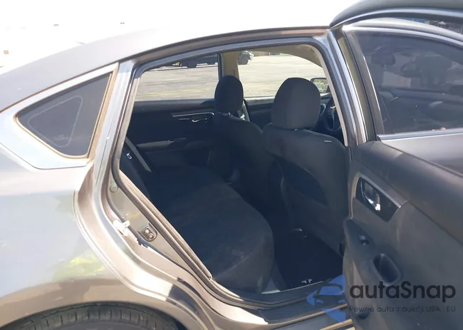 1N4AL3AP1EC193201: 42277971