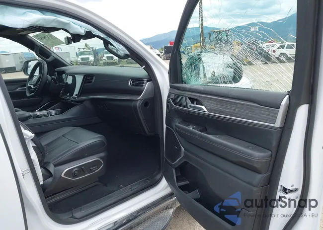 1C4SJSBP5RS131017: 42278030