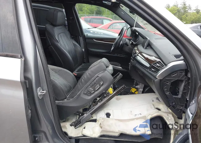 5UXKR6C54E0C02423: 42278044