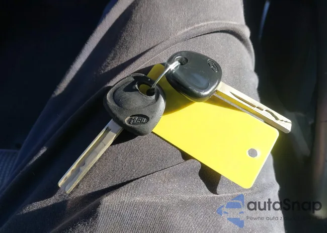 KMHTC6AD9DU101041: 42278221