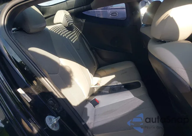 KMHTC6AD9DU101041: 42278221