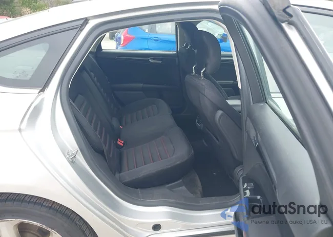 3FA6P0H74ER153775: 42278268