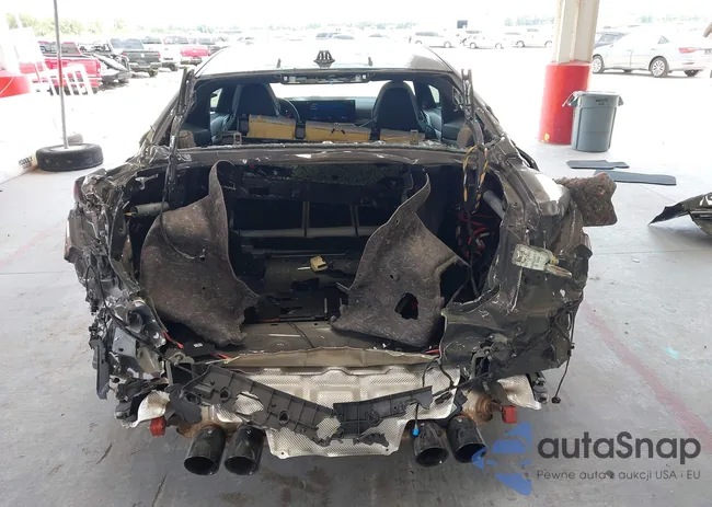 WBS33AZ00RCN69786: 42279460