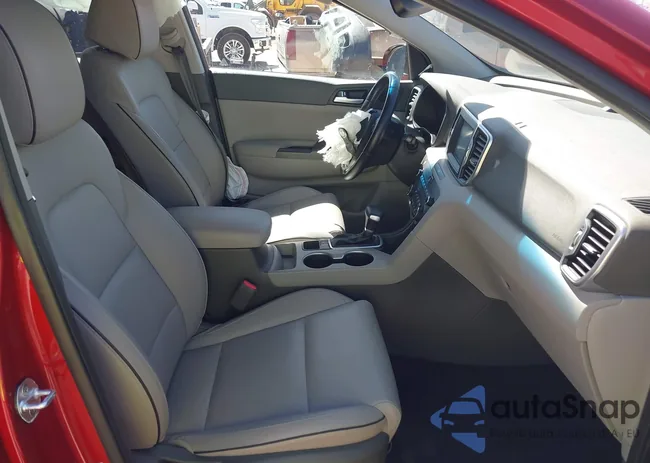 KNDPN3AC6H7074682: 42279519