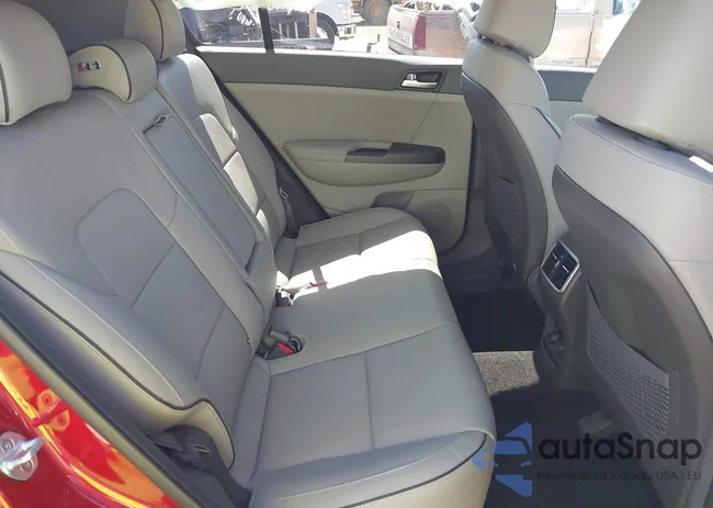 KNDPN3AC6H7074682: 42279519