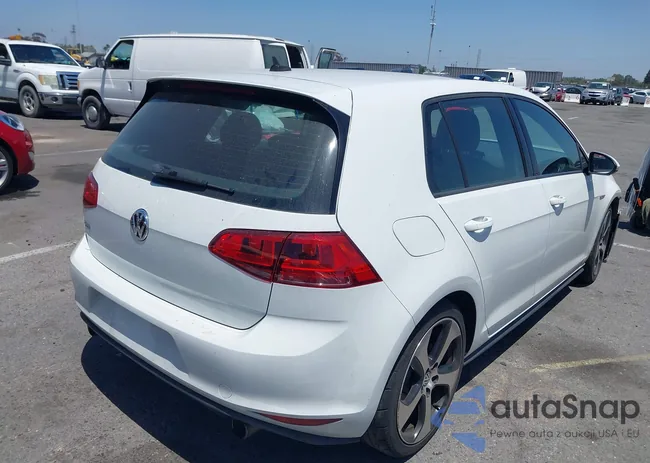 3VW4T7AUXFM098038: 42279581