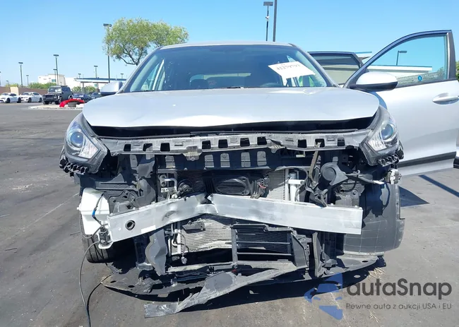 KNDCB3LC4J5210135: 42279793