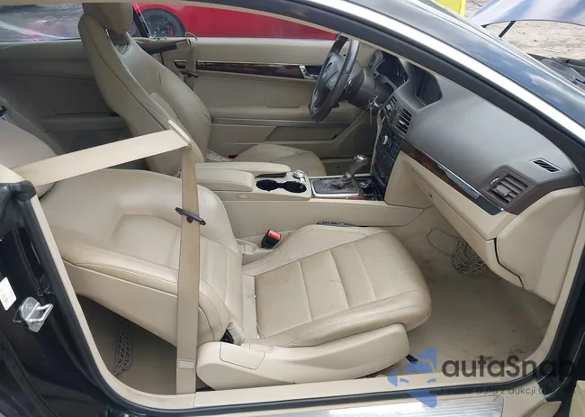 WDDKJ7CBXAF042000: 42279853