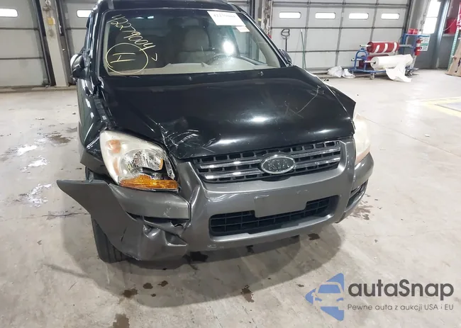 KNDJE723177439778: 42279004