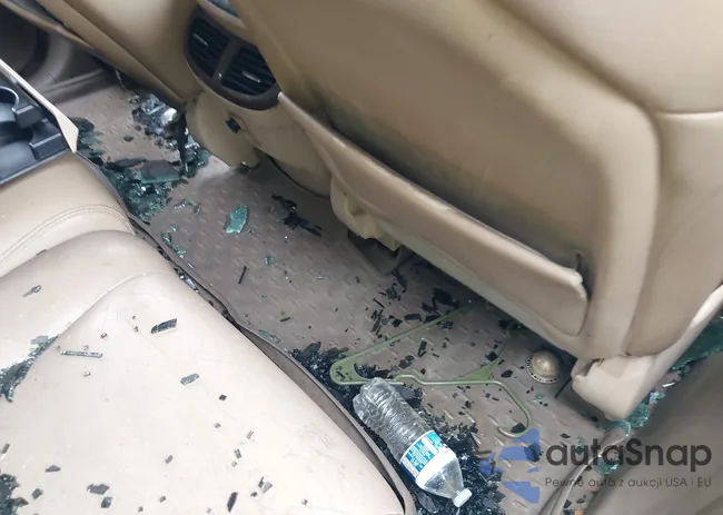 2HNYD2H27CH548581: 42279051