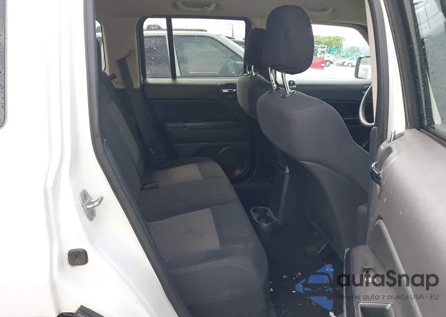 1J4NT1GA0BD252404: 42279153