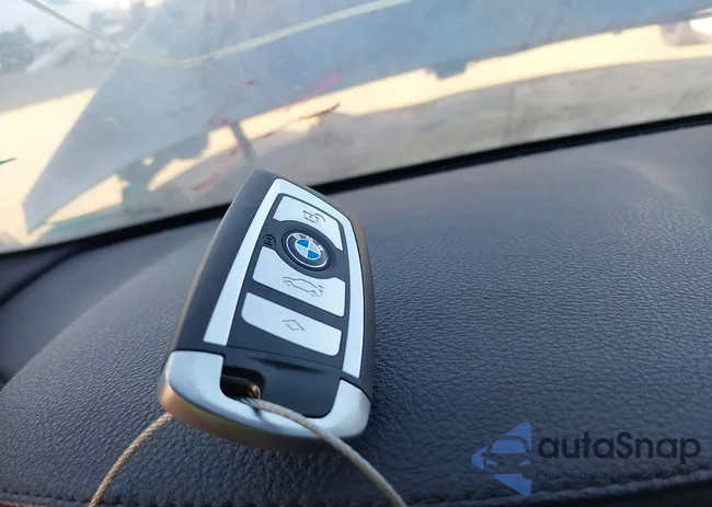 WBAKB8C57CC964815: 42280323