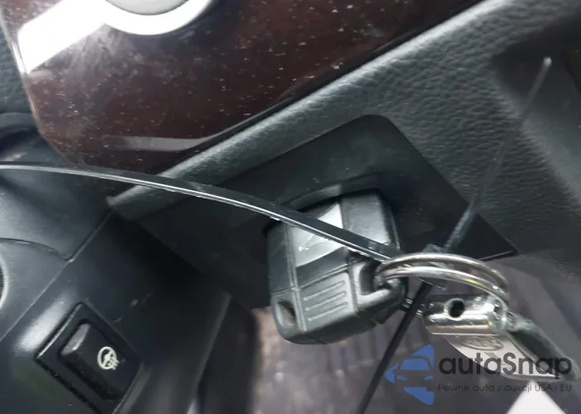 WBAPK5C5XBF125100: 42280591