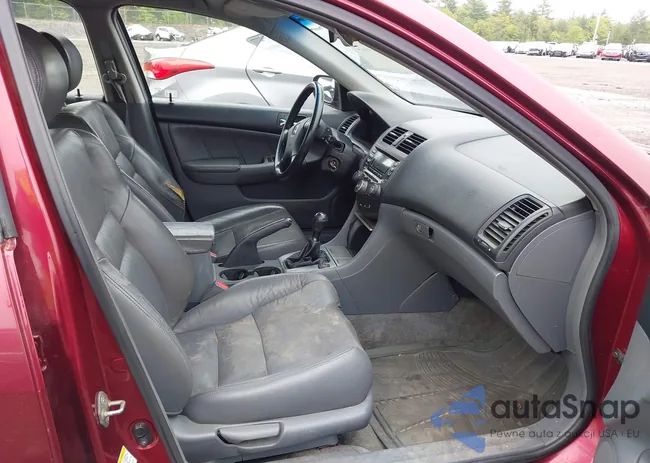 1HGCM55865A188779: 42280652