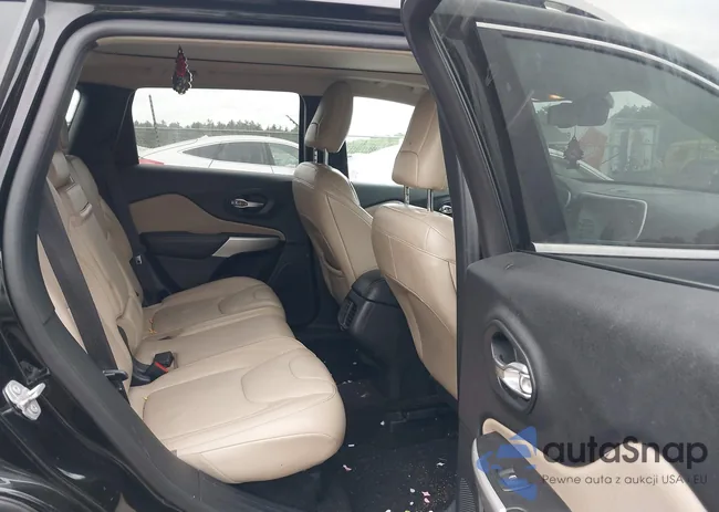 1C4PJMDB7HW636731: 42280712