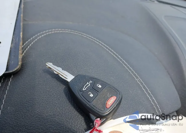 1C3CDZAB7EN105235: 42279985