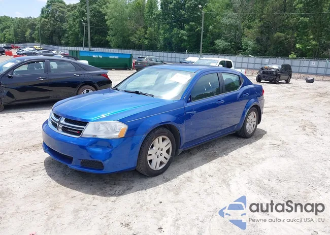 1C3CDZAB7EN105235: 42279985