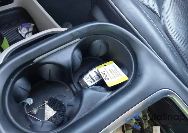 2C4RC1N72JR213288: 42279996