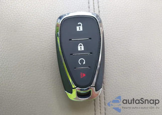 KL77LKEPXSC161932: 42279999