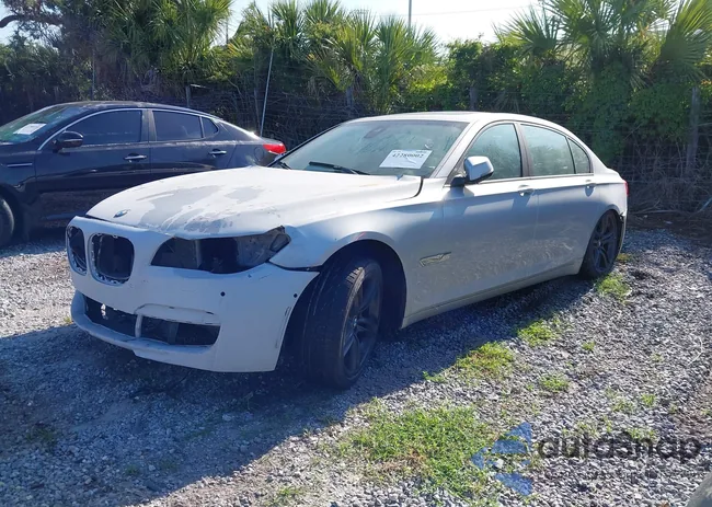 WBAYE8C50DD133041: 42280002