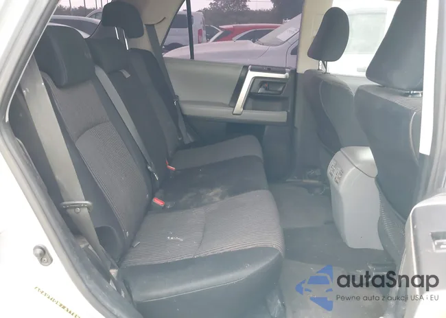 JTEBU5JR0A5002841: 42281341