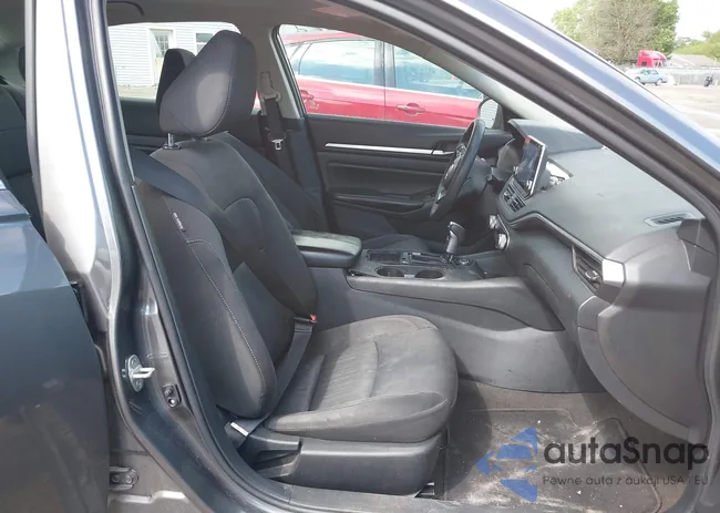 1N4BL4DV6NN353064: 42281400